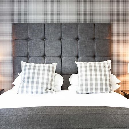 White Hart Hotel Стоу на Вёлд Номер фото